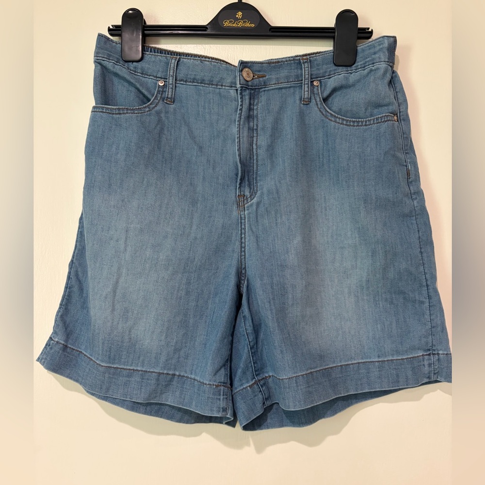 Chicos size 2 denim shorts.